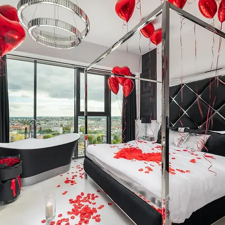 Goldstar Apartament- Wanna Z Widokiem, 18 Pietro, Hanza Tower Appartamento